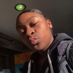 Meet your Posher, Imani